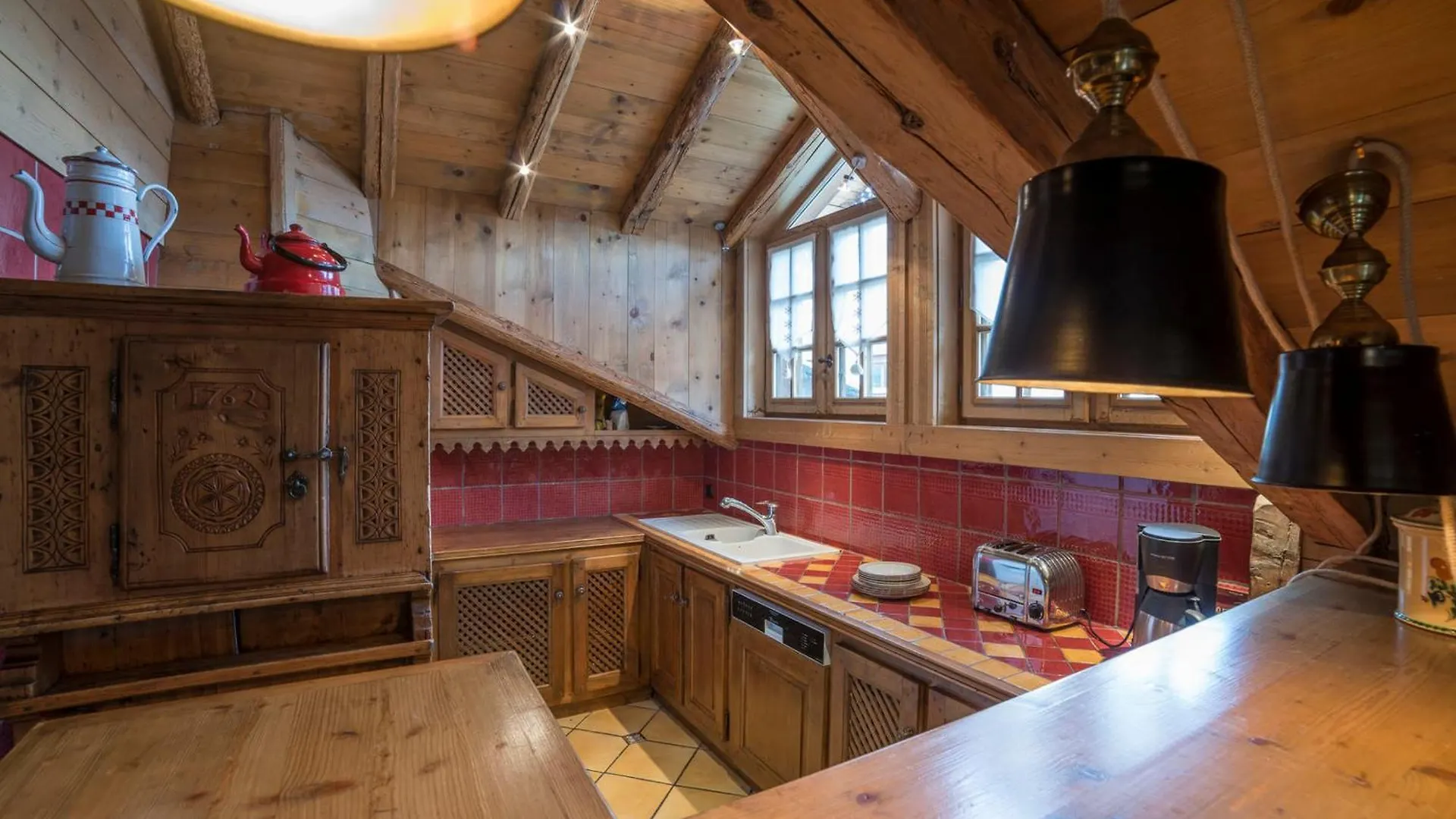 Luxueux Duplex 4* Avec Parking Prive Au Coeur De Courchevel 1850 - Fr-1-575-15 Apartment France