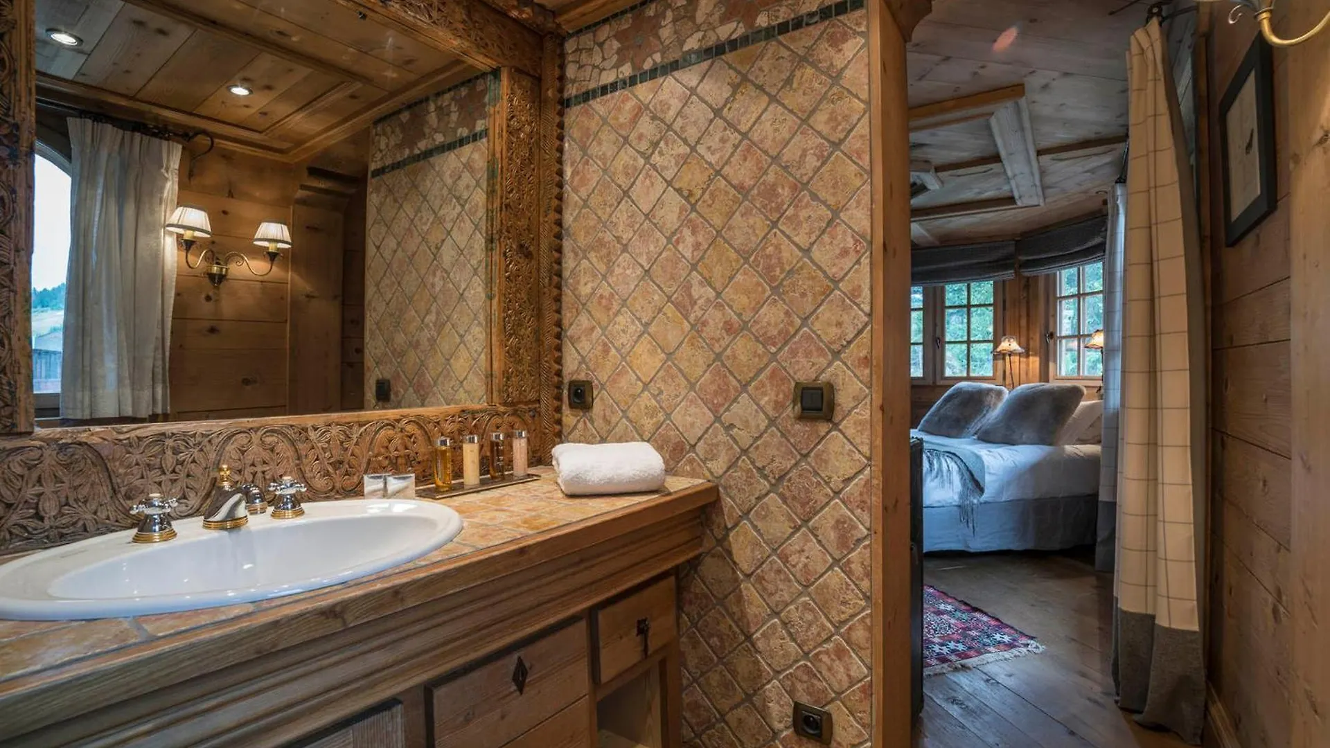 Luxueux Duplex 4* Avec Parking Prive Au Coeur De Courchevel 1850 - Fr-1-575-15 Apartment