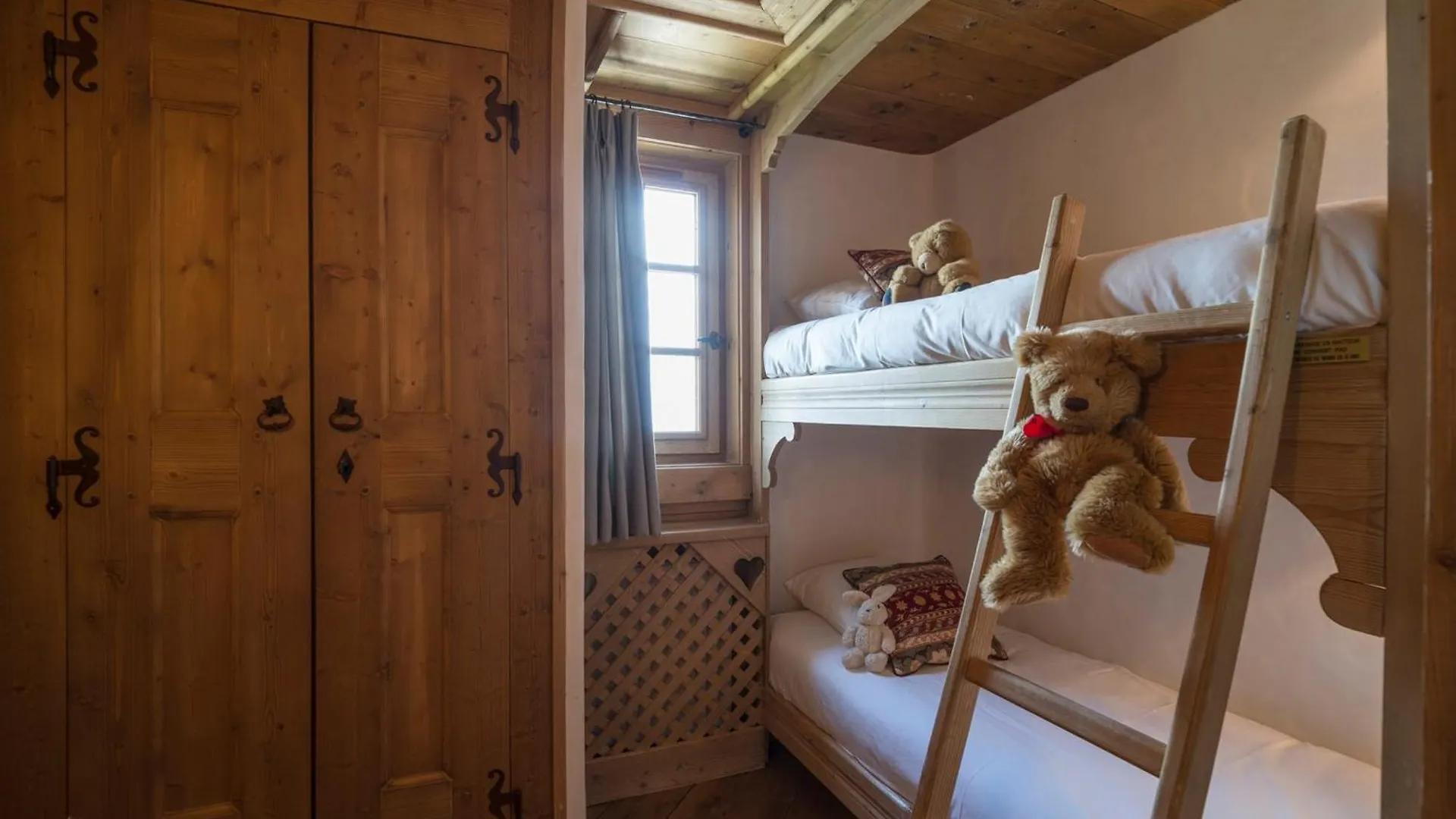 Luxueux Duplex 4* Avec Parking Prive Au Coeur De Courchevel 1850 - Fr-1-575-15 Apartment 0*,